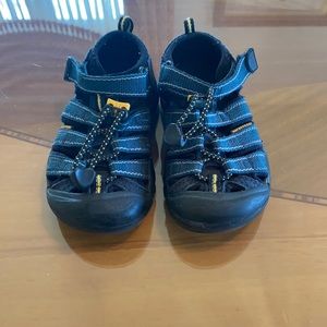 Keen waterproof sandals for boys